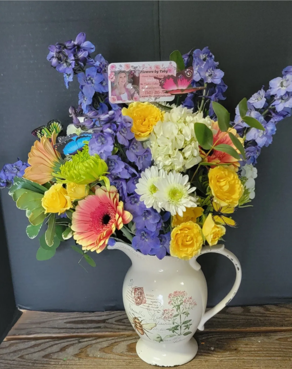 Deluxe Florist's Choice Arrangement